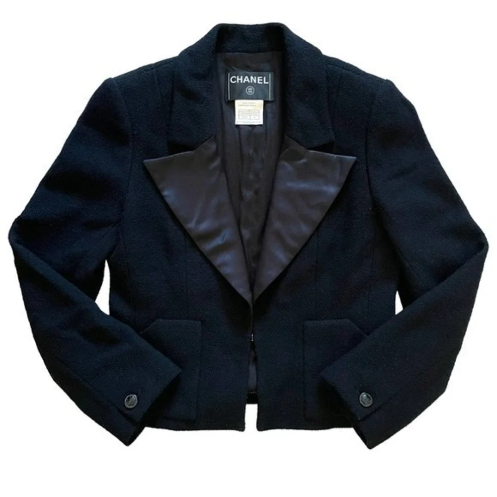 CHANEL Vintage Boucle Black Wool Dinner Jacket Cropped Blazer Archival 2003